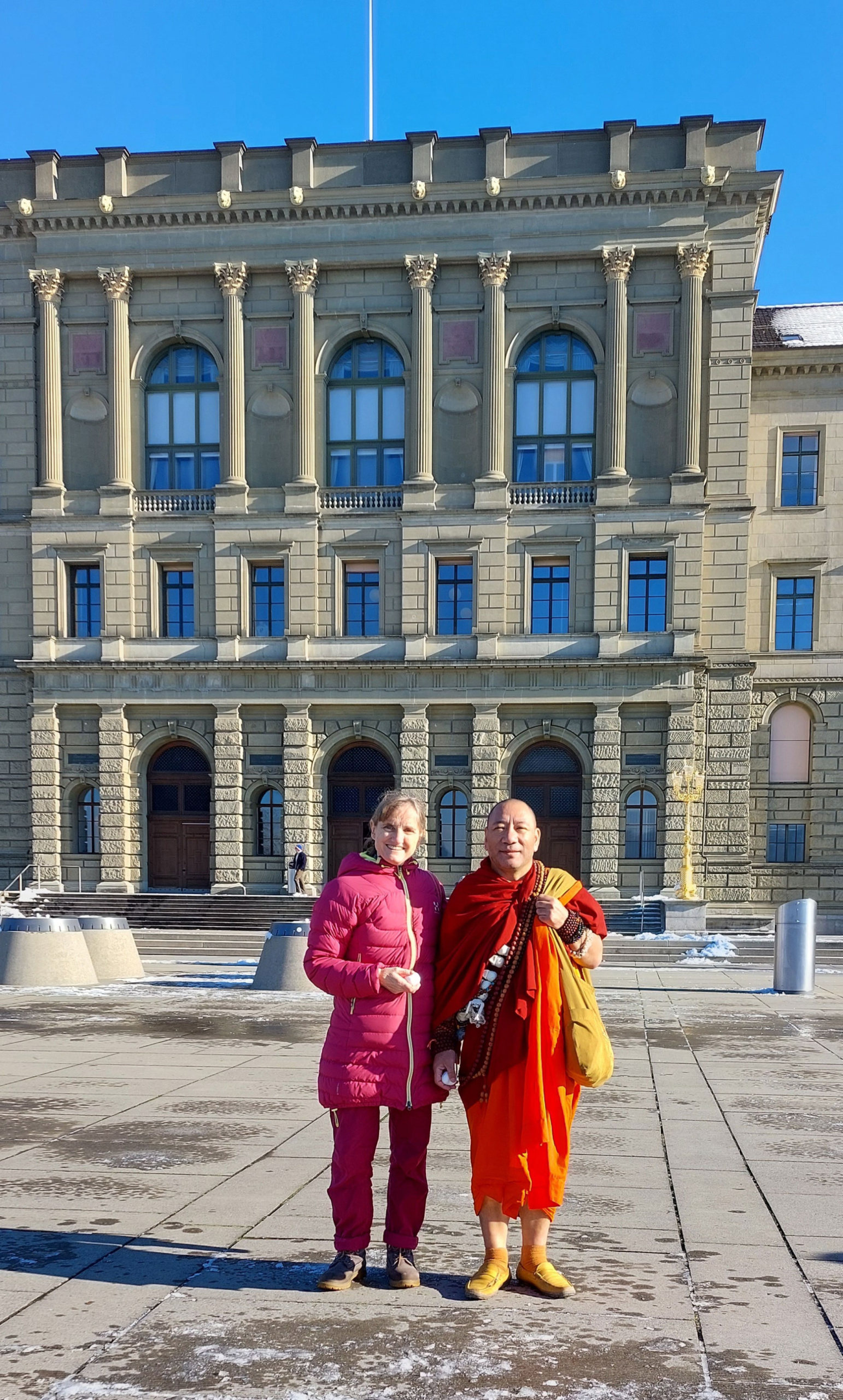 Biostatistik und Ku Nye, Firmenphilosophie, Evelyne Kaufmann und Geshe Lobsang